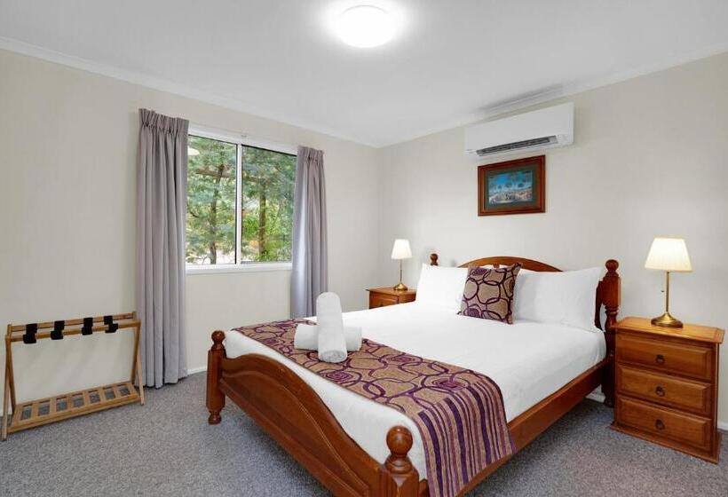 هتل Starline Alpacas Farmstay Resort