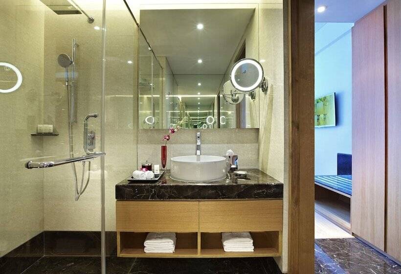 هتل Vivanta Chennai It Expressway Omr