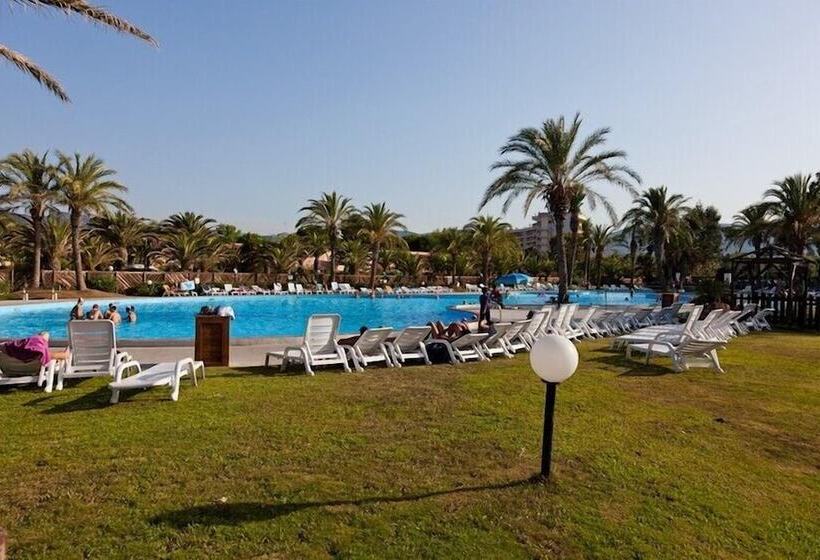 هتل Tindari Resort & Marina Beach