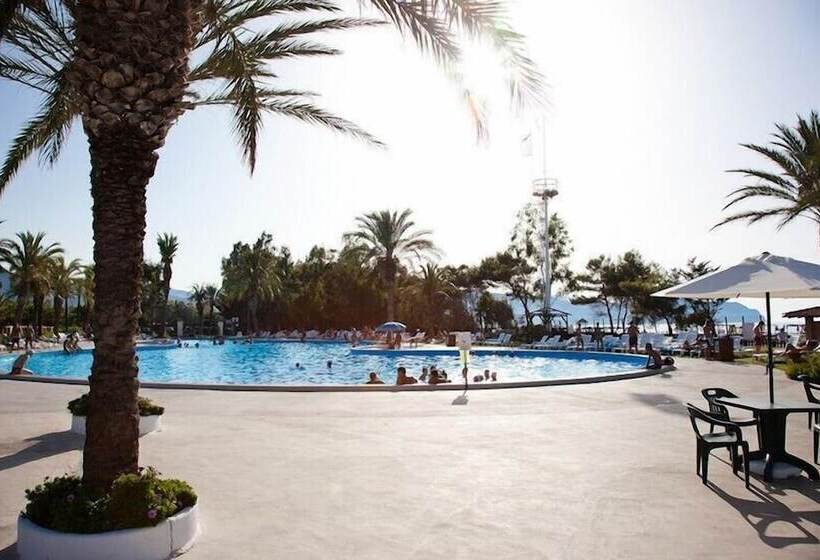 هتل Tindari Resort & Marina Beach