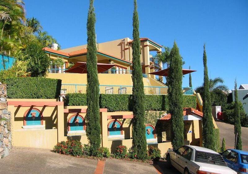 فندق Toscana Village Resort