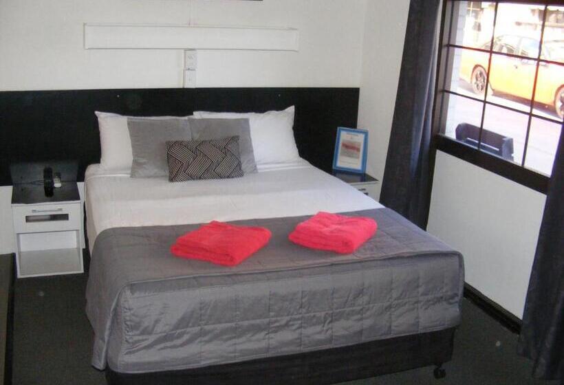 Motel Lodge