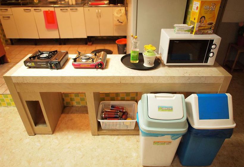 Shinchon Hostel