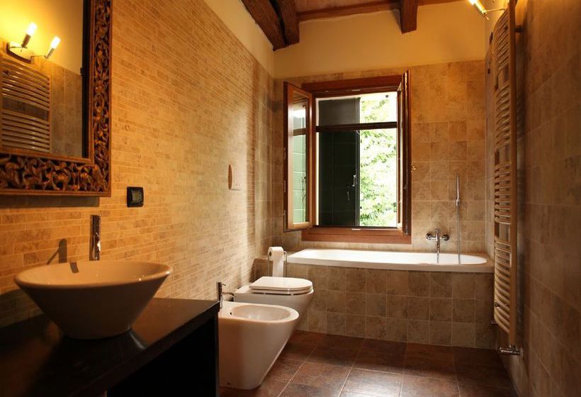 Venice Country Apartments