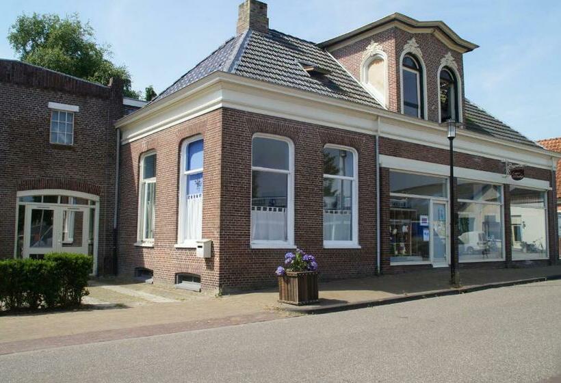 Bed and Breakfast Bij De Kunstenaars