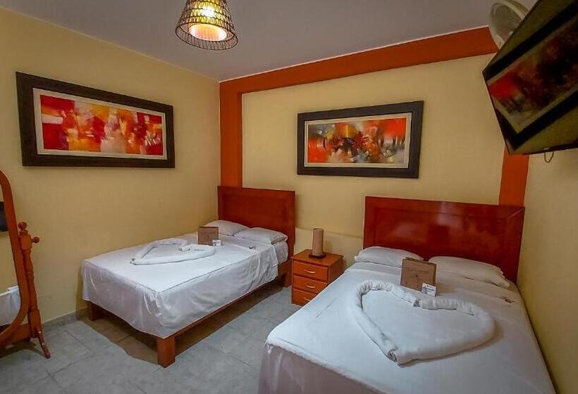 هتل Resort La Fogata Cieneguilla