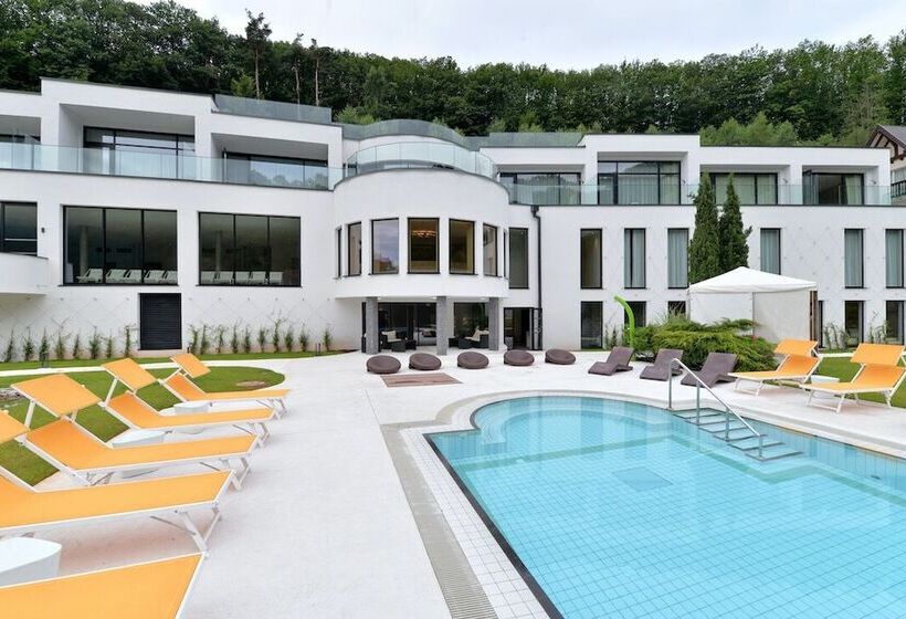 هتل 6717 Nature Hôtel & Spa Le Clos Des Délices