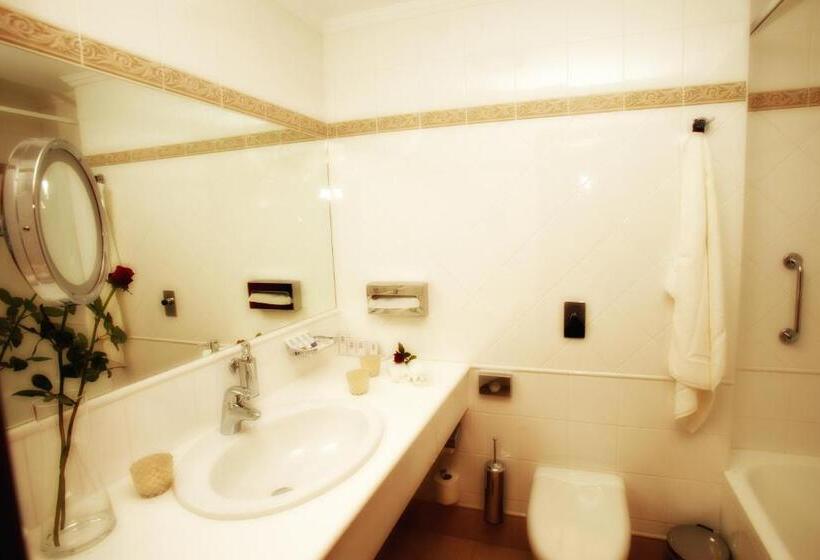 Afkos Grammos Boutique Hotel Resort