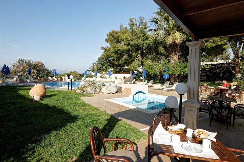هتل Alianthos Suites