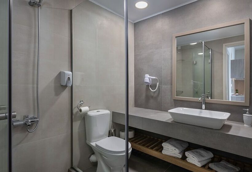 هتل Alianthos Suites