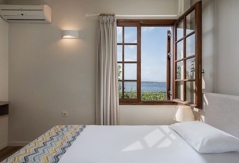هتل Alianthos Suites