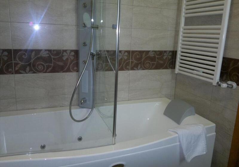 هتل And Wellness Patriarca