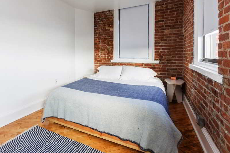 Отель Habitat 101 Brooklyn