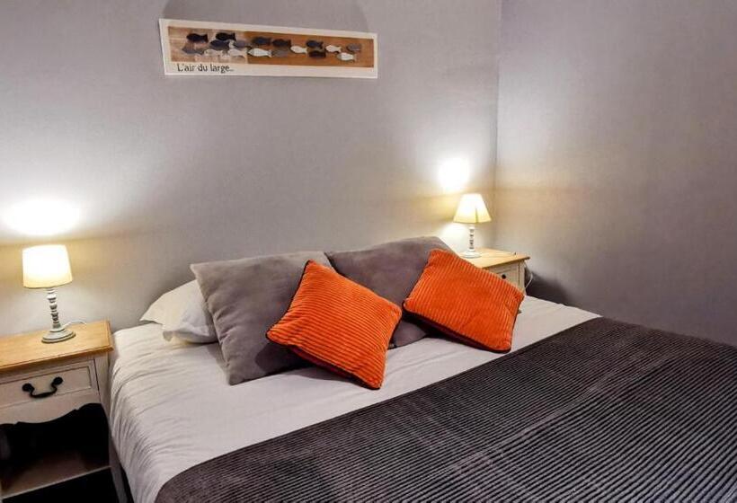 هتل Hôtel Restaurant Le Mulberry Arromanches