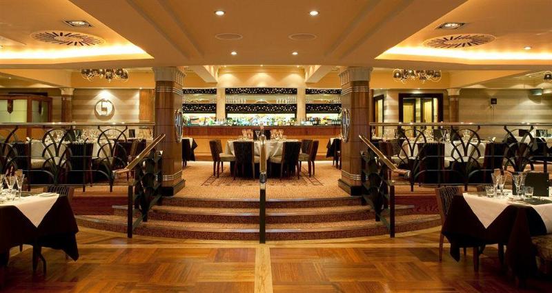 هتل Ingliston Country Club