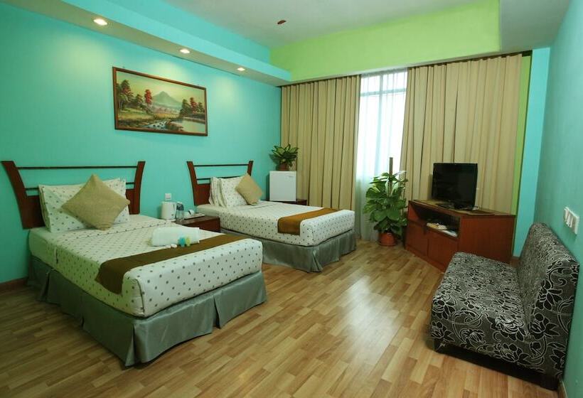 Fotos del hotel Mayres  Kota Tinggi:  7