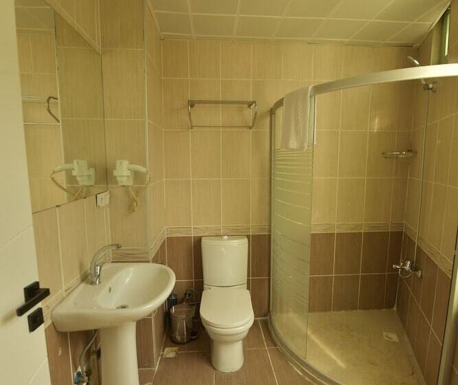 Fotos del hotel Omega Luxx:  27