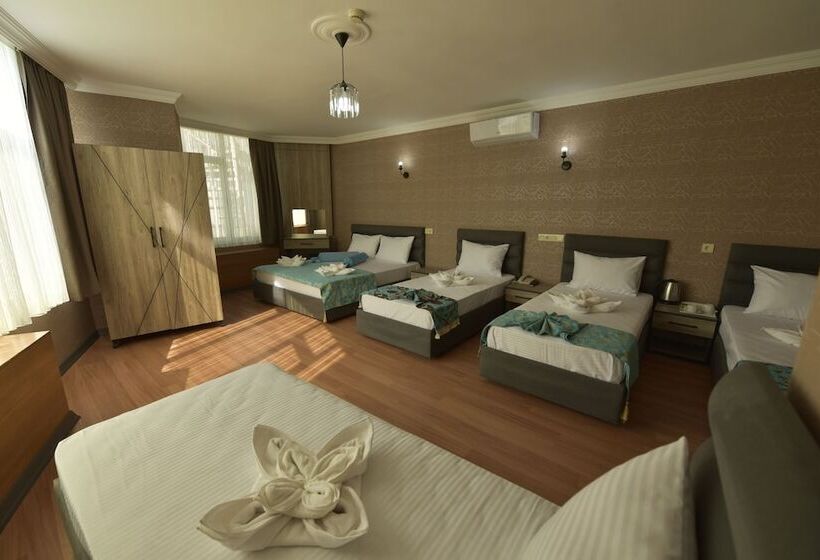 Fotos del hotel Omega Luxx:  5