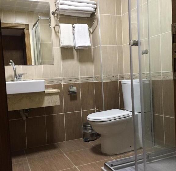 Fotos del hotel Omega Luxx:  28