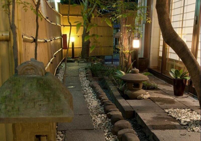 Fotos del hotel Onsen  Nakahara Bessounon Smoking, Earthquake Retrofit:  9