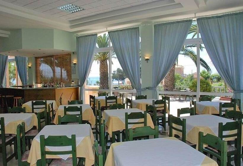 Fotos del hotel Paramonas:  23