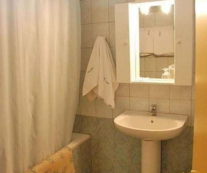 Fotos del hotel Paramonas:  6