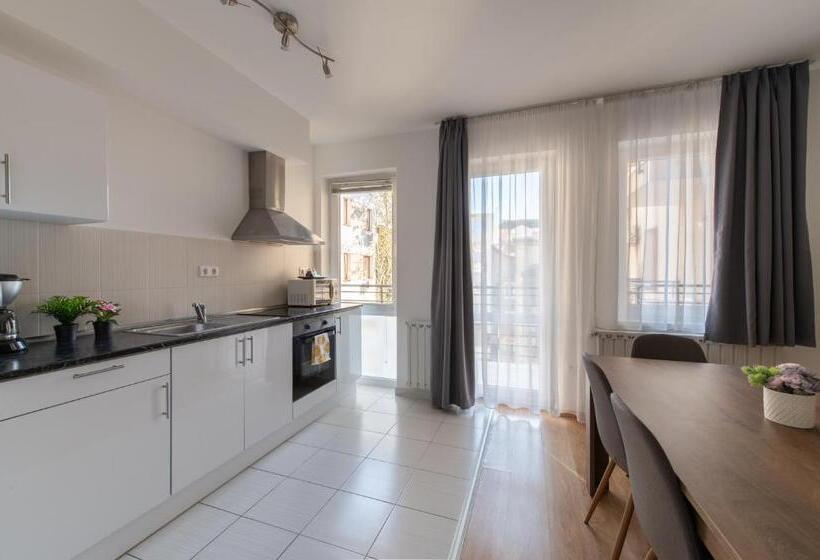 Fotos del hotel Prince Apartments:  2