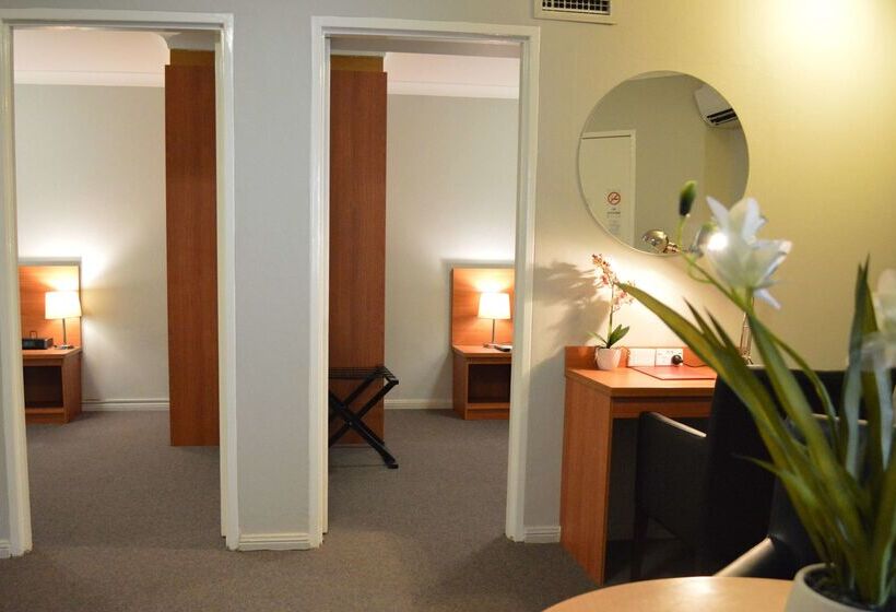 Fotos del hotel Ramada  & Suites Sydney Cabramatta:  54