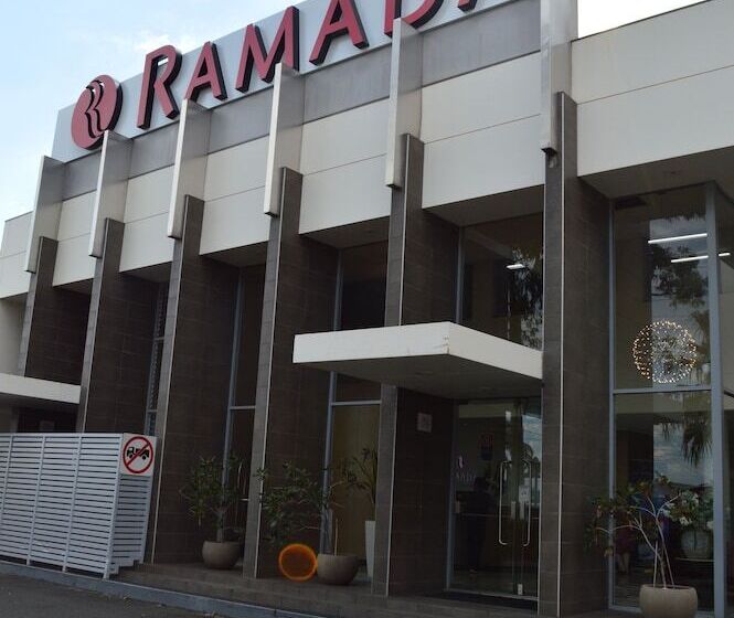 Fotos del hotel Ramada  & Suites Sydney Cabramatta:  45