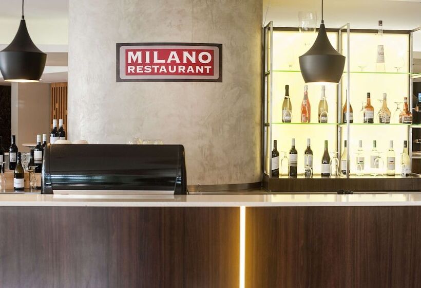 Fotos del hotel Ramada  & Suites Sydney Cabramatta:  5