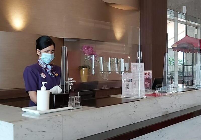 هتل Swissbelinn Manyar