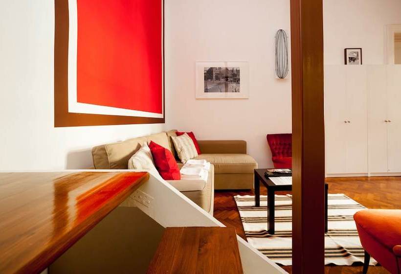 Kadar Apartments