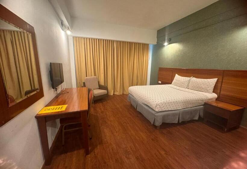 Fotos del hotel Mayres  Kota Tinggi:  2