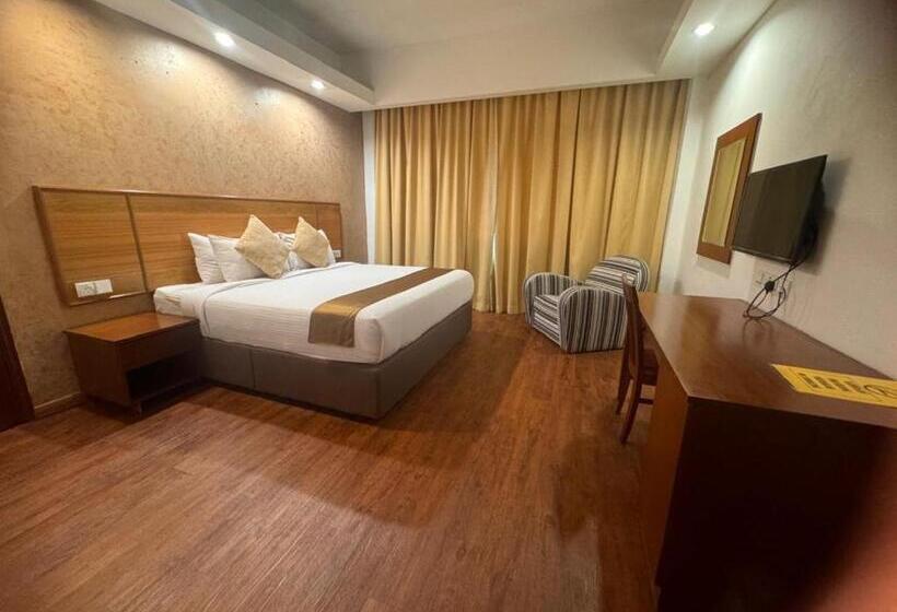 Fotos del hotel Mayres  Kota Tinggi:  5