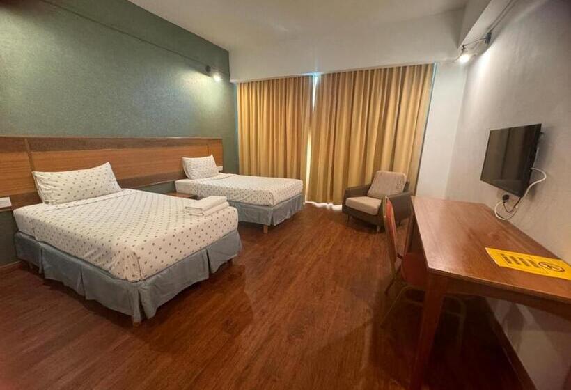 Fotos del hotel Mayres  Kota Tinggi:  4