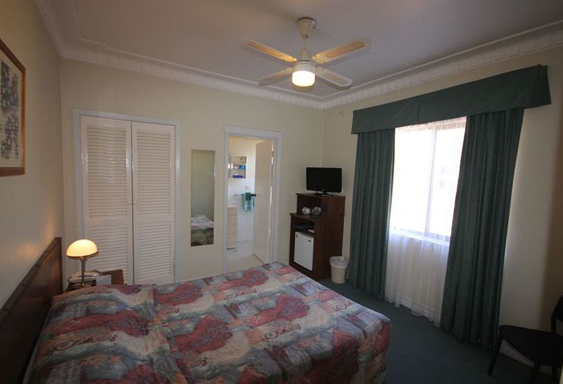 فندق على الطريق Normandie Inn & Function Centre