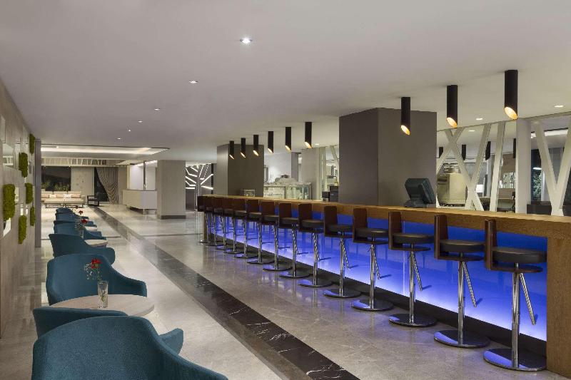 Ramada Hotel & Suites By Wyndham Izmir Kemalpasa