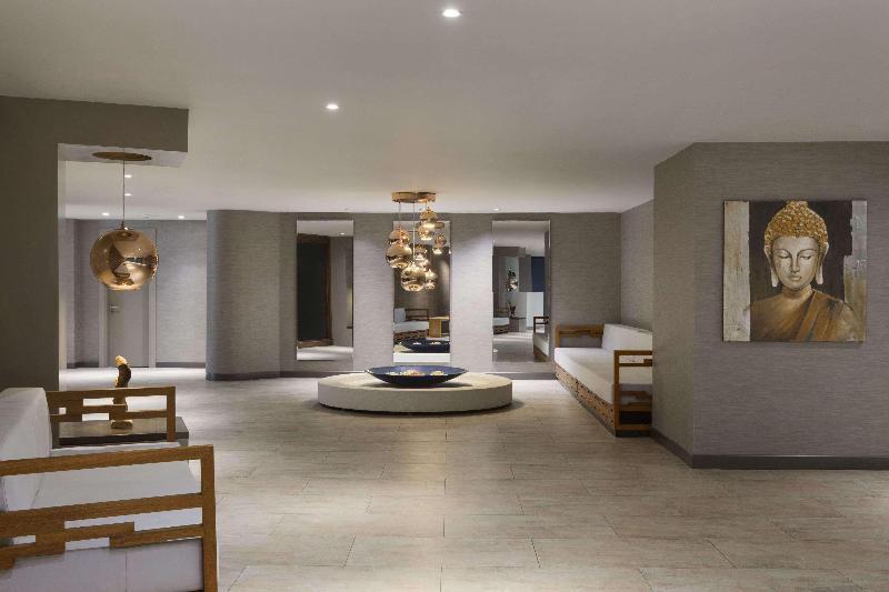 Ramada Hotel & Suites By Wyndham Izmir Kemalpasa
