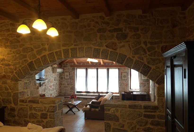 Achelatis Traditonal Guest House