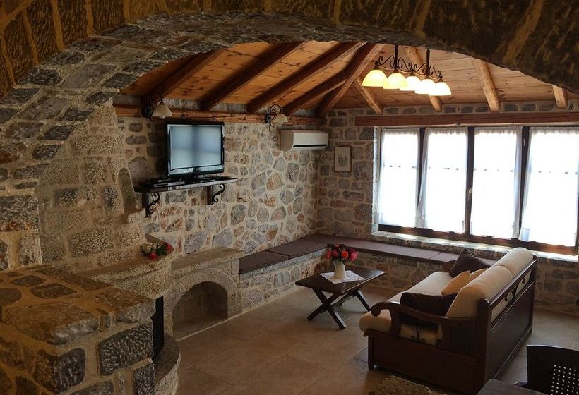 Achelatis Traditonal Guest House