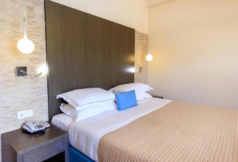 Alea Hotel & Suites