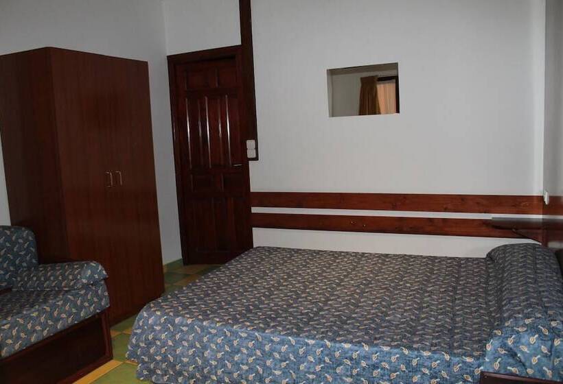 Hostal Leon Dormido