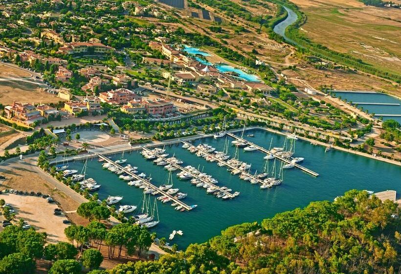 هتل Argonauti Greenblu Resort