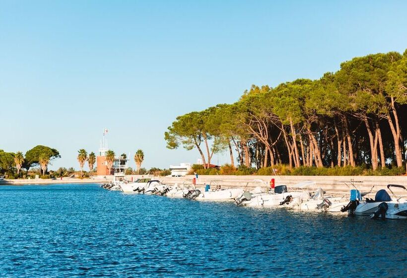 هتل Argonauti Greenblu Resort
