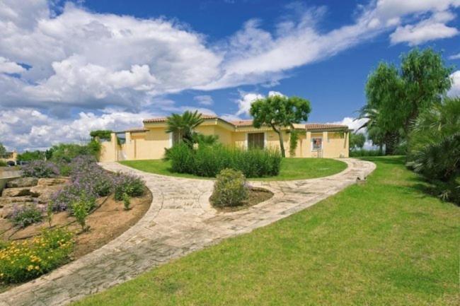 هتل Argonauti Greenblu Resort