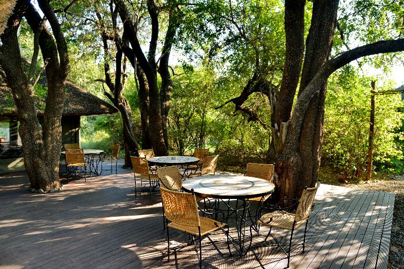 هتل Black Rhino Game Lodge