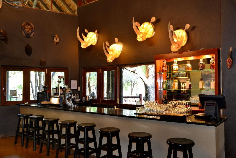 هتل Black Rhino Game Lodge