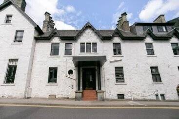 هتل The Breadalbane Arms Room Only