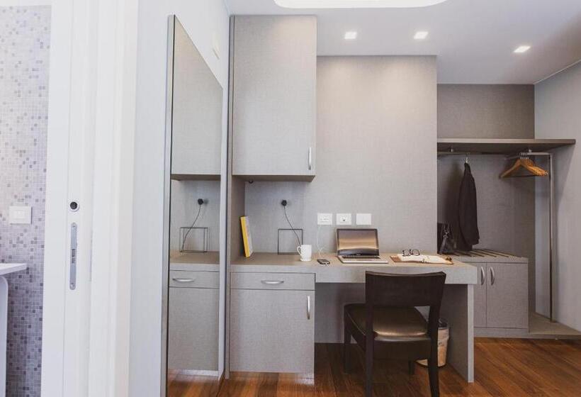 Callistos Hotel & Spa