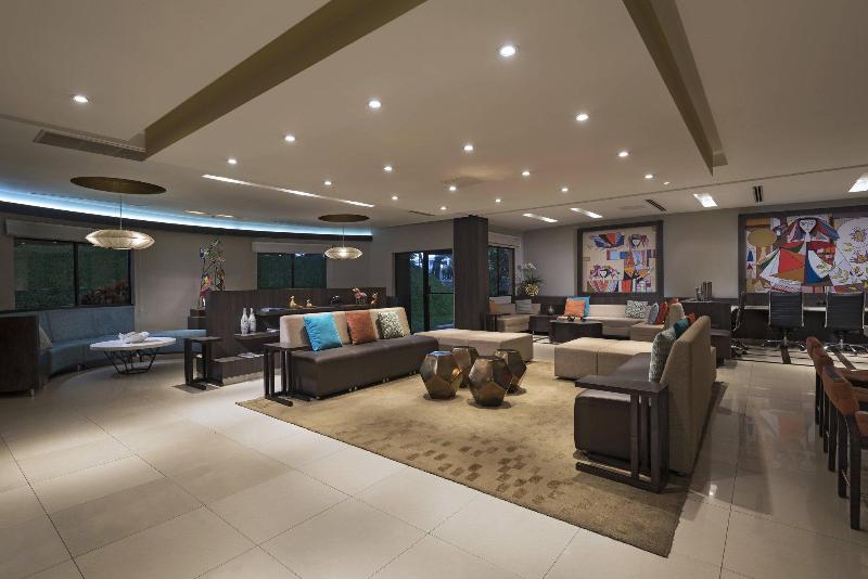 هتل Courtyard By Marriott San Salvador